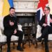 Kryeministri britanik përqafon Zelenskyn: Ne do të qëndrojmë me ju deri në fund!