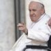 Orë të qeta për Papa Françeskun, përmirësohet gjendja e tij shëndetësore