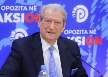 Berisha lëshon ‘perlën’ e radhës : Rama m’u lut mua për të shkrirë SPAK dhe jo unë atij, por s’e pranova!