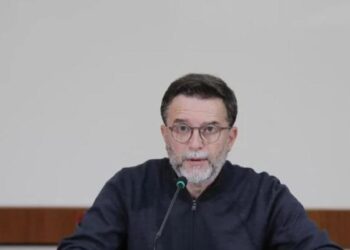 “Do të keni një deputet që nuk fle dhe nuk hesht”, Braçe thirrje qytetarëve: Votoni për PS dhe mua! (Video)