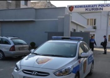 Të shtëna me armë në Kurbin/ Qëllohet drejt policisë, plagoset efektivi, dy të arrestuar