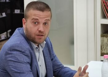 Kandidon për deputet në Vlorë, Ardit Bido emëron zëvendësuesin e tij tek Drejtoria e Arkivave
