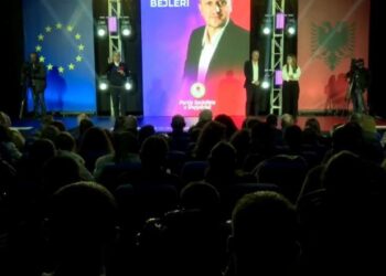 LIVE! Rama takim me të rinjtë në Shkodër: Prezantojmë skuadrën e re për Shqipërinë në BE