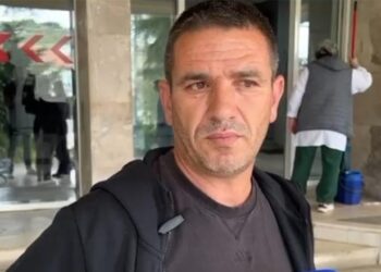 Plagosja e 17-vjeçarit në Sarandë, sherri dyshohet për një vajzë, babai i të plagosurit: Drejtësi ose do të bëj vetëgjyqësi