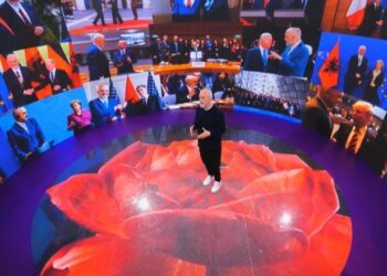 Nga rritja e pagave dhe pensioneve te “paqja fiskale”, pikat kryesore të programit të PS