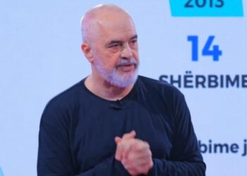 “Ushtria jonë, më e mirëpaguara në rajon”, Rama: Së shpejti, anije dhe dronë luftarakë. Shkolla e aviacionit do të rilindë