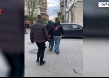 Në kërkim për trafik droge dhe moskallëzim të krimit, 3 të arrestuar në Elbasan