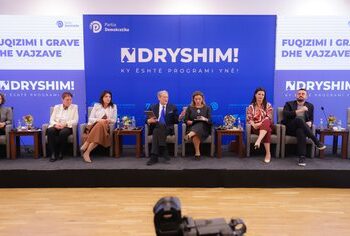 Programi për gruan, Berisha vijon me premtimet: Kredi, grante e pagesa shtetërore për fëmijët