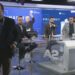 VIDEO / “Do bëni një p**dhë të madhe”, gazetarët ‘gozhdojnë’ demokratin, ai braktis studion LIVE