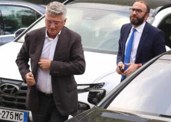 “Do humbim, por do bëjmë qeveri teknike”: Plani B i grupit të Gaz Bardhit