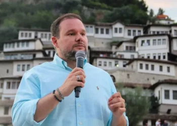 Pas Malajt dhe Peçit, një tjetër kryebashkiak socialist jep dorëheqjen për të kandiduar për deputet në zgjedhjet e 11 majit