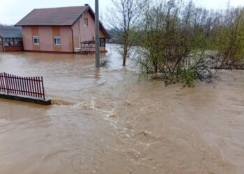 Përmbytje masive në Bosnje, shpallet gjendja e jashtëzakonshme