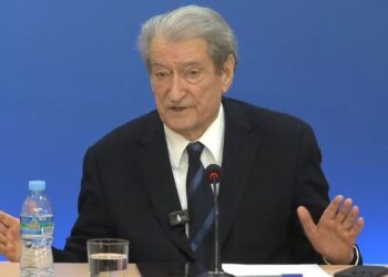 “Do ta reformojmë”, Sali Berisha vijon sulmet ndaj drejtësisë: Këtu defakto gjykatësi është bërë me të 4-mbiemra, Irena Gjoka  