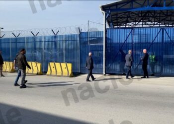 Dita e dytë e vizitës në Kosovë, vëllezërit takojnë Hashim Thaçin në zyrat e EULEX-it