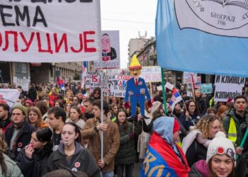 Kundër padrejtësisë dhe korrupsionit, shpërthen një tjetër protestë e madhe në Serbi