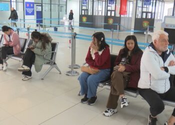 Emigrantë në Vlorë, 1600 kërkesa të reja për leje qëndrimi në bregdet