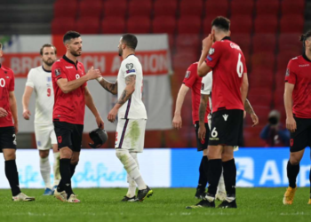 Publikohet lista anti-Shqipëri, rikthime tek Anglia e Tuchel