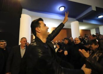 Basha prezanton kandidatët për deputetë në Kamëz: 11 maji, moment për vendime të forta