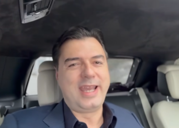 Basha vijon replikat me Ramën: Në bashki më le veç borxhe dhe gropën e Hajdin Sejdisë!
