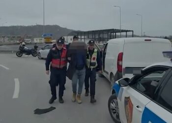 I dënuar me 5 vite burg, lëvizte me automjet në Tiranë, Policia Rrugore arreston 41-vjeçarin