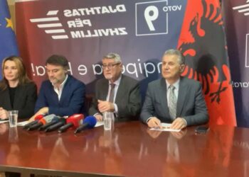“Djathtas për Zhvillim” tërheq familjarët nga listat e mbyllura: 10% e kandidatëve nga diaspora