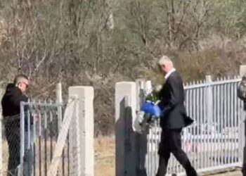 Nuk mori pjesë në varrimin e të atit, Hashim Thaçi shkon pas tri ditësh në Kosovë