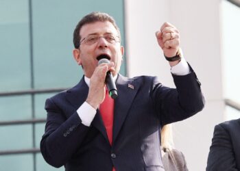 Imamoglu i shpëton shkarkimit si kryebashkiak