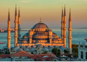 Sot nis muaji i shenjtë i Ramazanit