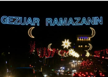 Veliaj uron nga burgu Ramazanin: Më vjen keq që nuk do t’ju bashkohem në darkat e iftarit