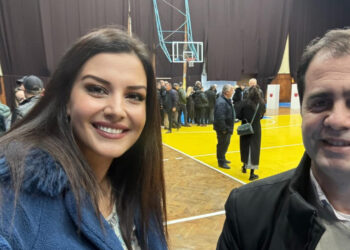 Floriana Garo: Radhët plot në Durrës, primaret janë një “super manifestim demokracie”