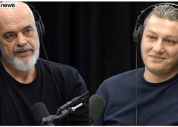 Jetim me nënë e babë”, Alfred Muharremi në podcastin e Ramës