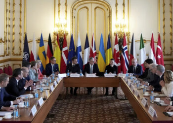 Samiti në Londër/ Starmer i drejtohet Zelenskyt: Ne jemi të gjithë në anën tuaj, do ju mbështesim