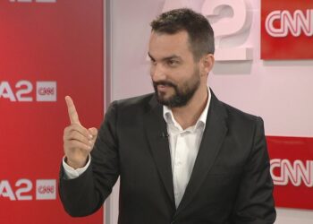 Lapaj flet sërish për babain në listën e Beratit: Listat e mbyllura do t’i hedhim në kosh