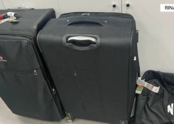 Prada e Dior/ Sekuestrohen mbi 100 mijë euro dhe mallra kontrabandë në Rinas, e pësojnë 6 persona