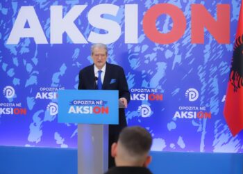 “Pse nuk e bën publike kontratën me Chris LaCivita”/ Ja si përgjigjet Sali Berisha