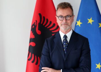 “Shqipëria ka shënuar hapa të rëndësishëm, mbështesim mbylljen e negociatave në 2027’, mesazhi i ambasadorit të BE: Të përkushtuar në pavarësinë e SPAK