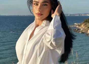 “Jam shumë e mërzitur, më vjen gjynah për veten”, deklarata e Eglit para se të linte garën e Big Brother Vip, flasin miqtë e saj