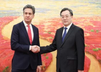 Kina dhe Britania e Madhe dakordësohen të trajtojnë së bashku ndryshimet klimatike