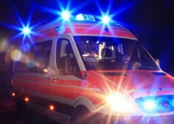 Plagoset me thikë 85-vjeçari në Berat, autori ia mbath nga vendngjarja