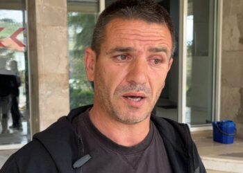 Plagosja me thikë e 17-vjeçarit në Sarandë/ Babai: Konflikti ka nisur më herët, nga frika tha se ishte rrëzuar nga shkallët