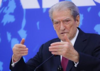 Berisha kritika për BE: Bekoi në heshtje narkodiktaturën, u arrestuan tre liderë të opozitës dhe nuk foli kur më arrestuan mua