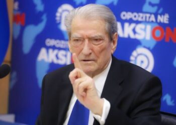 Sot protesta kundër mbylljes së TikTok, premtohet rikthimi i rrjetit social