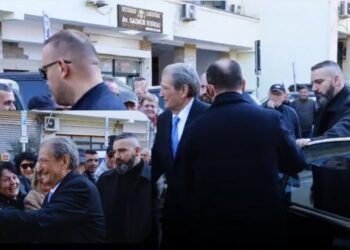 Berisha paraqitet në SPAK dhe nis me akuzat: Xhafaj shkeli paktin me Dumanin! Ramën do ta ekstradojmë në SHBA