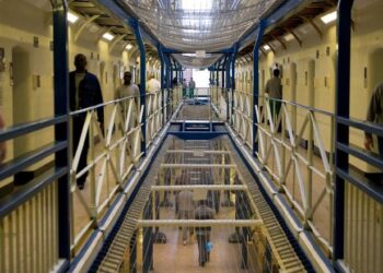 Shqiptarët, kryesojnë numrin e të huajve në burgjet angleze. Vetëm 6 u transferuan në Atdhe