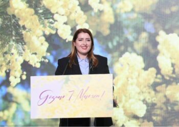 Ceremonia e nderimit të mësuesve, Manastirliu: Meritoni më të mirën, mbështetja për ju prioritet