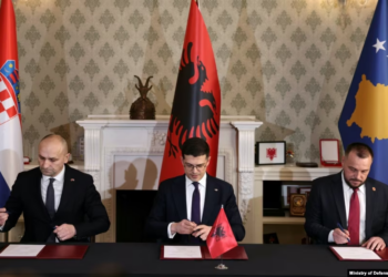 REL: Çfarë përmban deklarata për bashkëpunim ushtarak mes Kosovës, Shqipërisë dhe Kroacisë?
