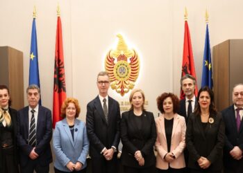 SPAK përgjoi gjyqtarët? Gonzato shkon në “Kushtetuese”: BE mbështet institucionet e pavarura