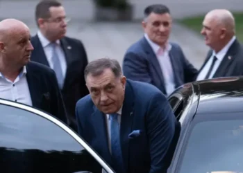 Dodik largohet nga Bosnja, policia në alarm: Si dreqin e kaloi kufirin drejt Serbisë?