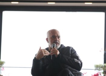 “Do investohet në parkime dhe në kulturë”, Rama: Mendojnë se punëtorët këtu trajtohen si kafshë, por..