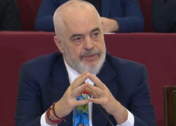 LIVE! Rama mbledh Grupin Parlamentar: Zgjedhjet e 11 Majit nuk janë të zakonshme